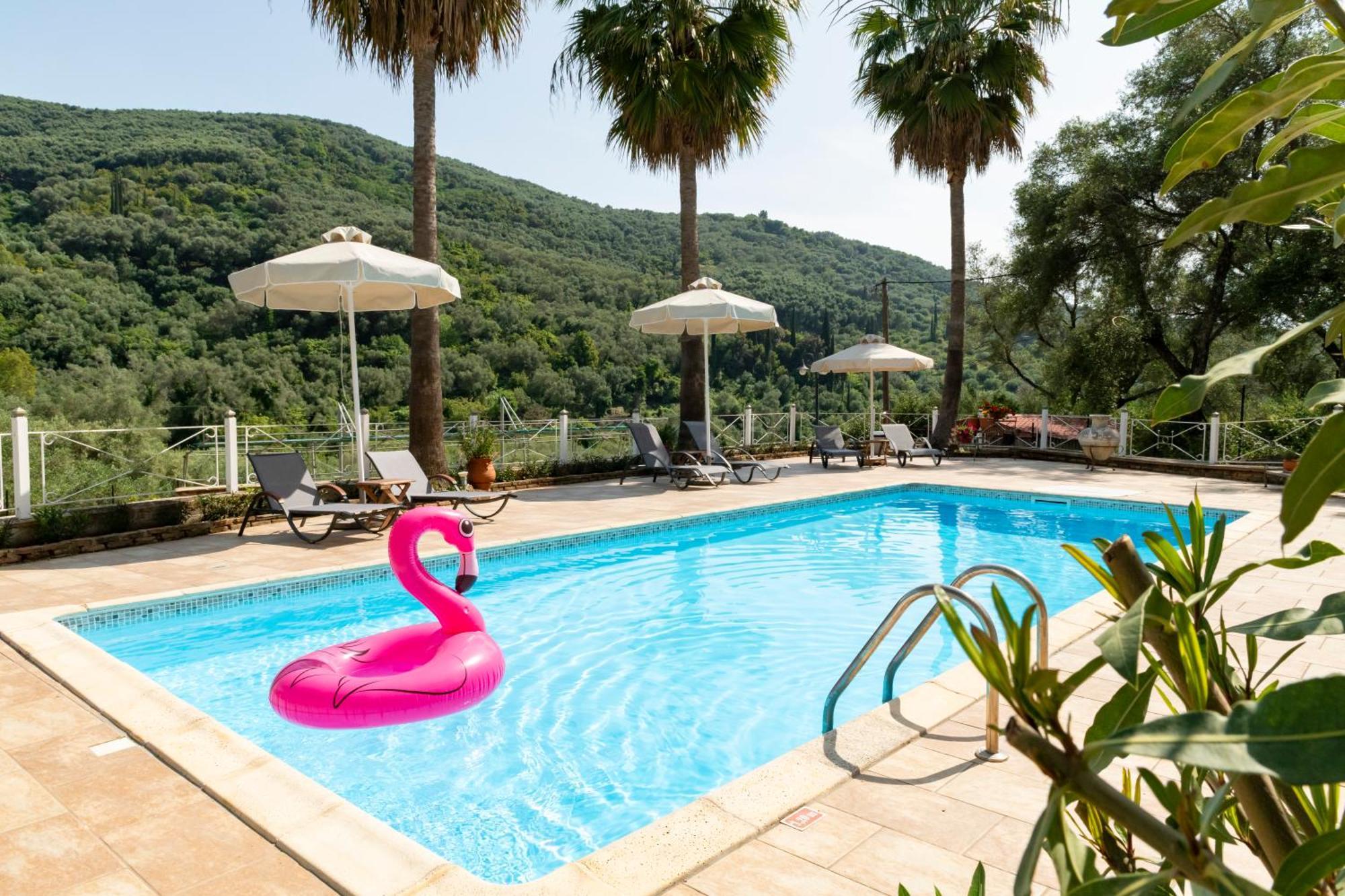 Golden Sun Aparthotel Parga Eksteriør bilde