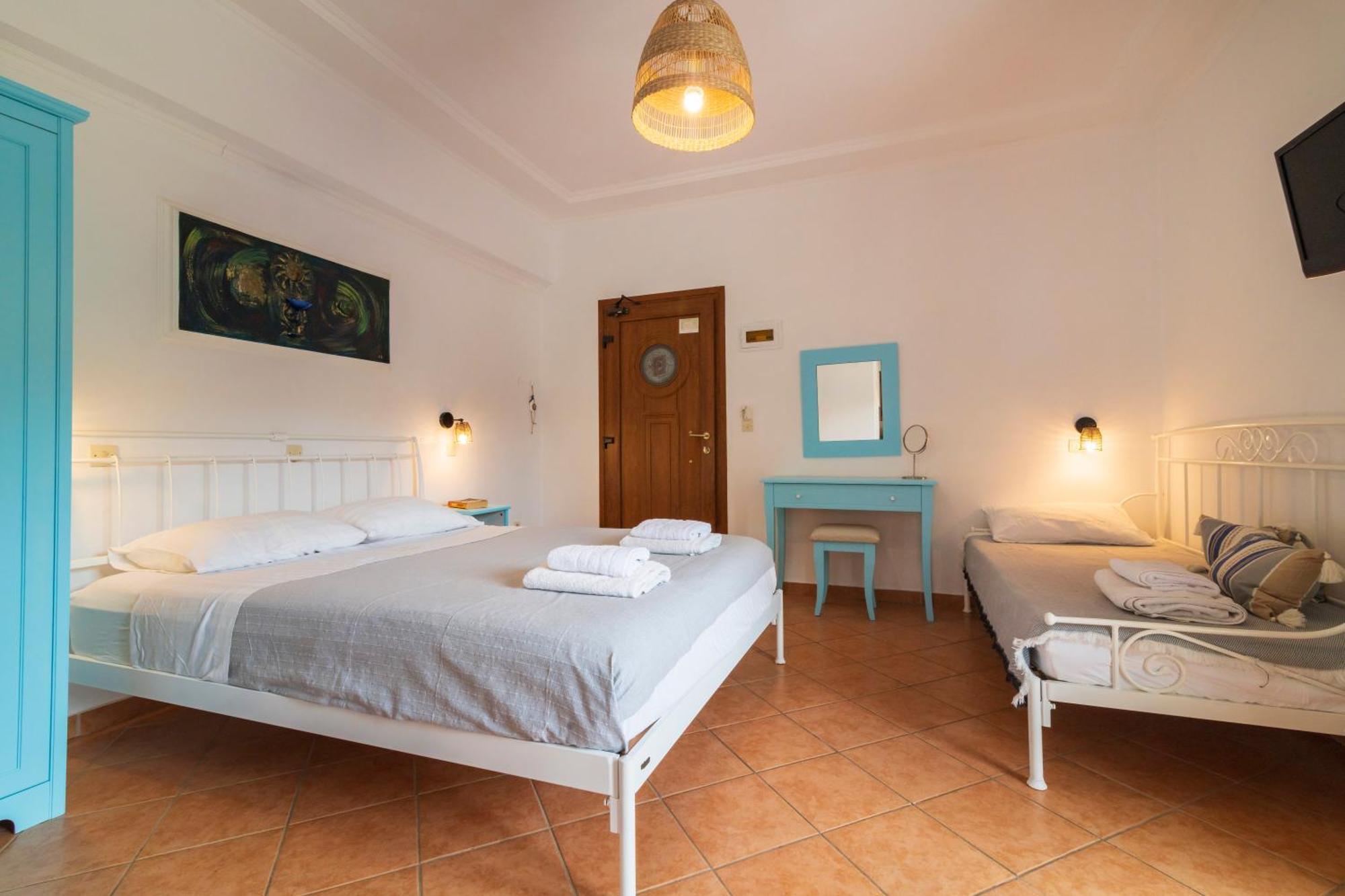 Golden Sun Aparthotel Parga Eksteriør bilde