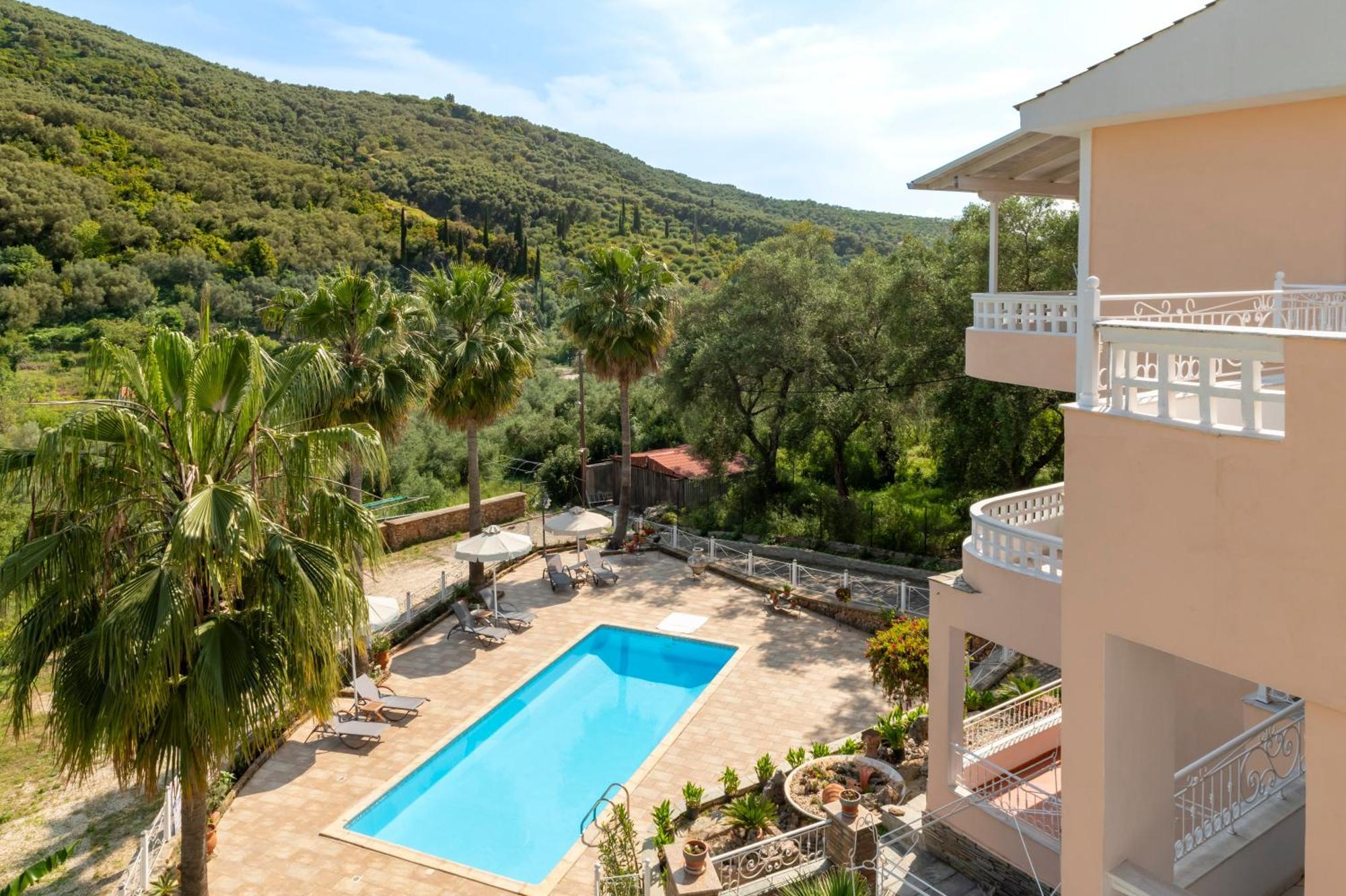 Golden Sun Aparthotel Parga Eksteriør bilde