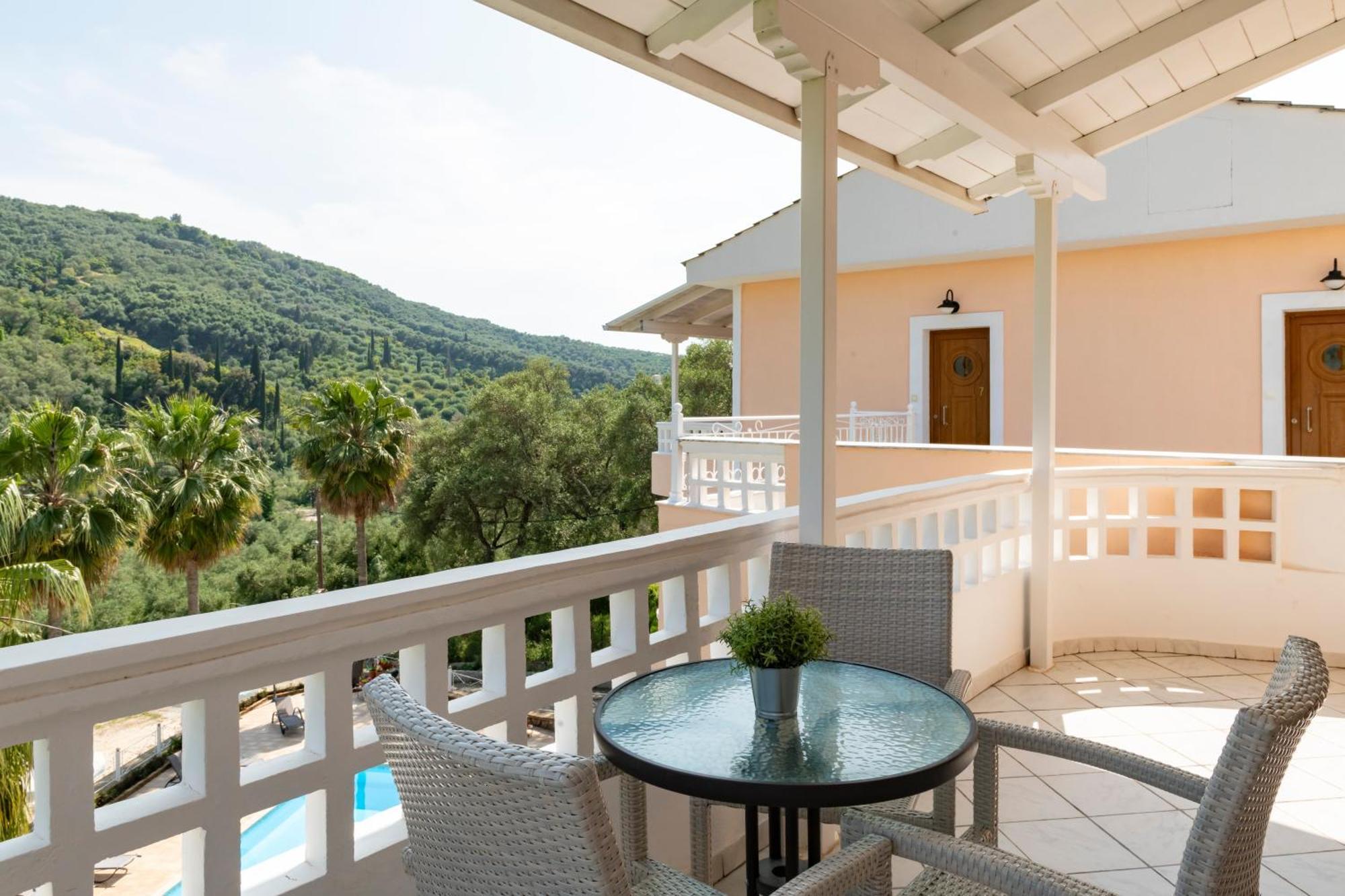 Golden Sun Aparthotel Parga Eksteriør bilde